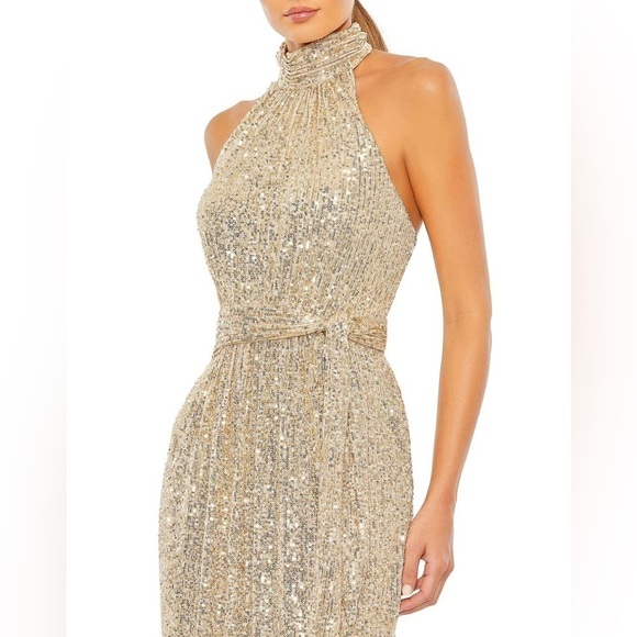 IEENA FOR MAC DUGGAL Sequined Halter Neck Belted Soft Dress In Champagne - Picture 2 of 6